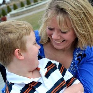 Meet your Posher, Taunya